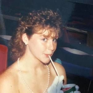 Meet your Posher, Deborah